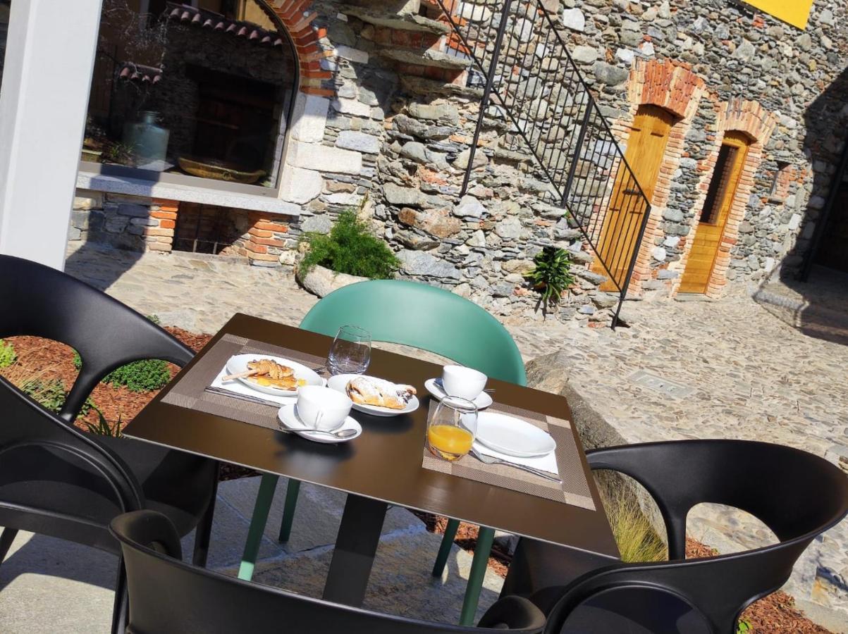 Agriturismo Il Medeghino ムッソ エクステリア 写真