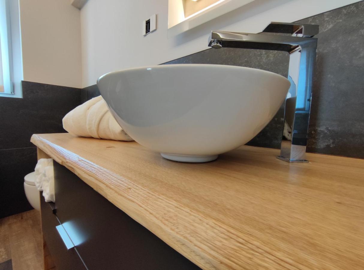 Agriturismo Il Medeghino ムッソ エクステリア 写真